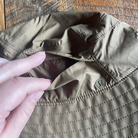 Fabletics Bucket Hat - Picture 3 of 5